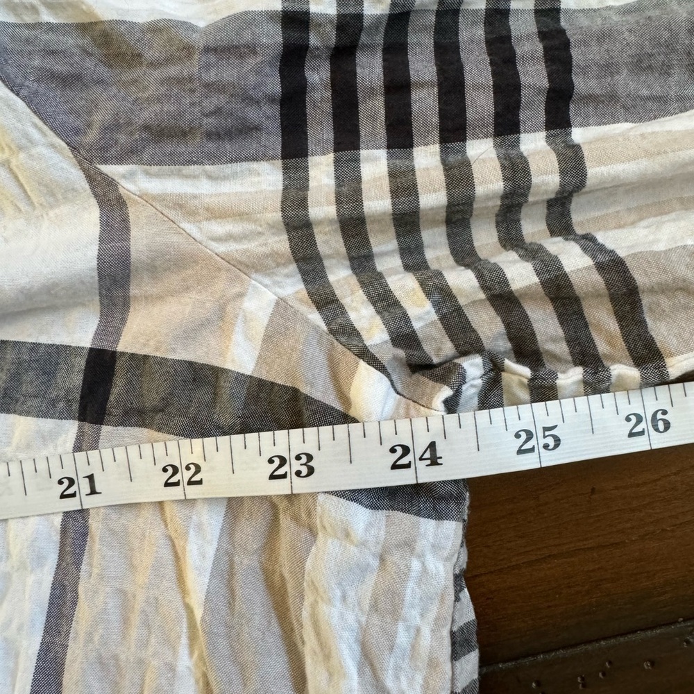 “Wrinkled look” fun, button-down shirt - Picture 10 of 13